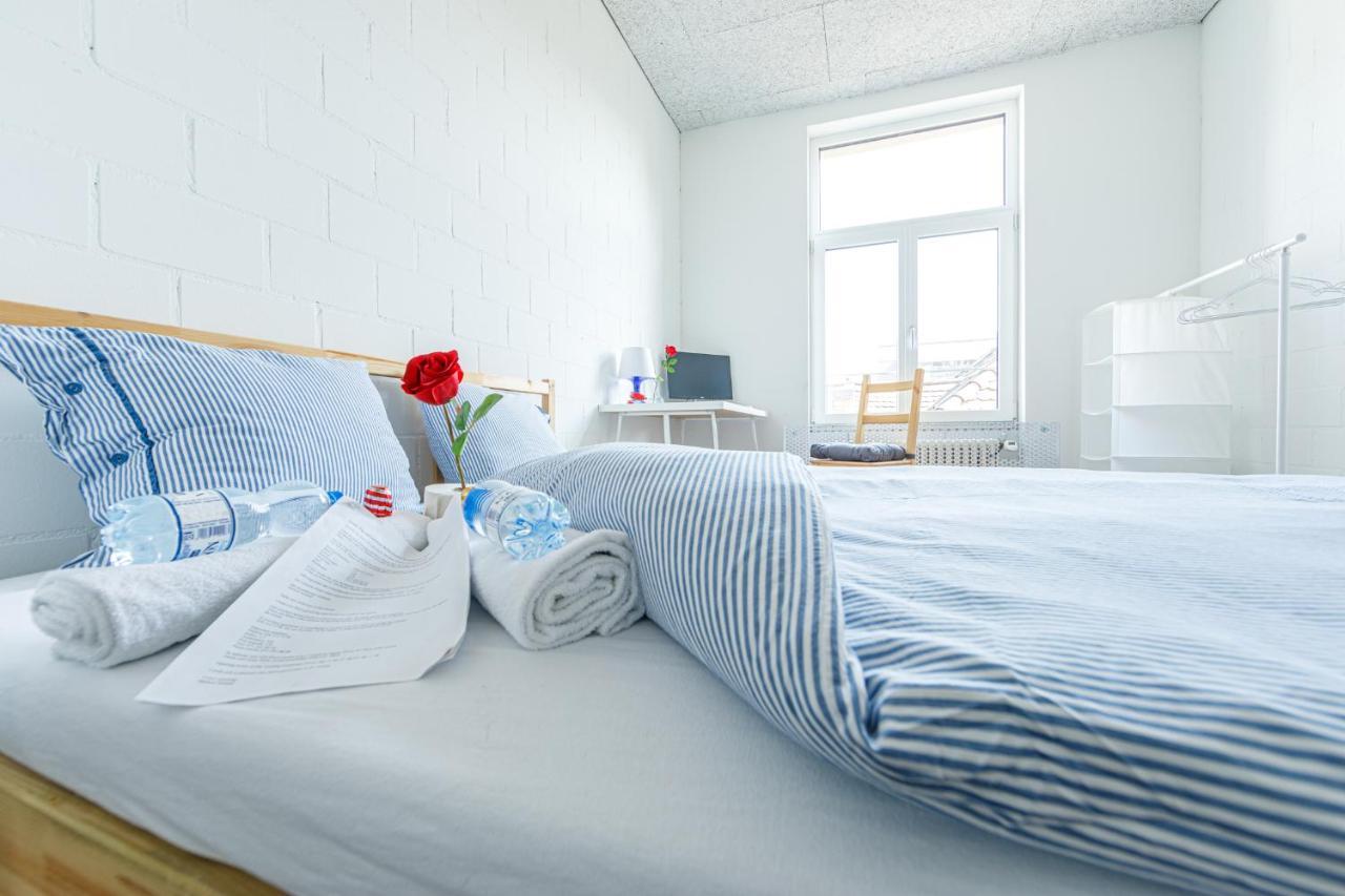 Simple - Yellow Homestay St. Gallen