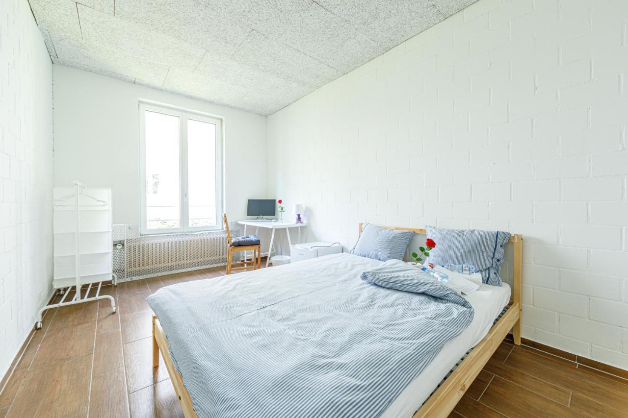 Simple - Yellow Saint-Gall