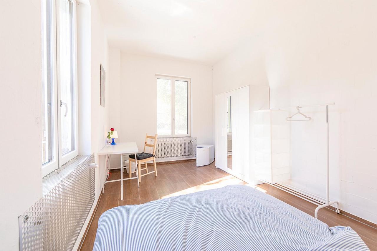 Simple - Yellow Homestay St. Gallen