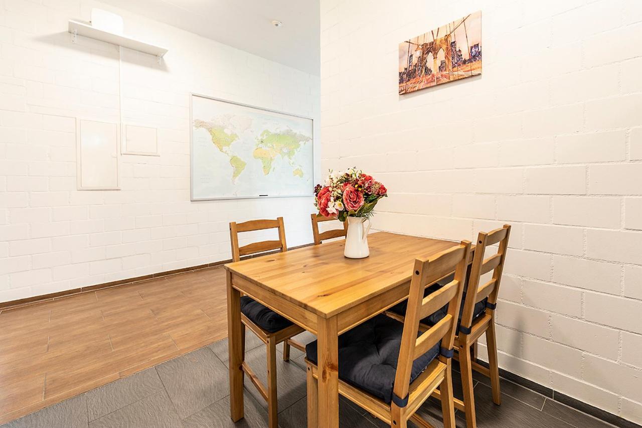 Simple - Yellow Homestay St. Gallen